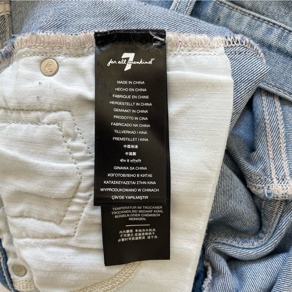 7 For All Mankind® Josefina High Waist Boyfriend Jeans (Ventana) Size 31 - Picture 12 of 15